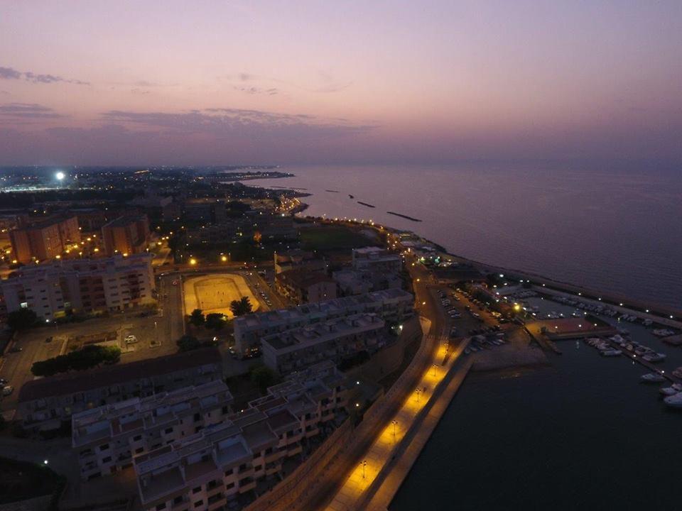 B&B La Baia Sea Rooms Bisceglie Dış mekan fotoğraf